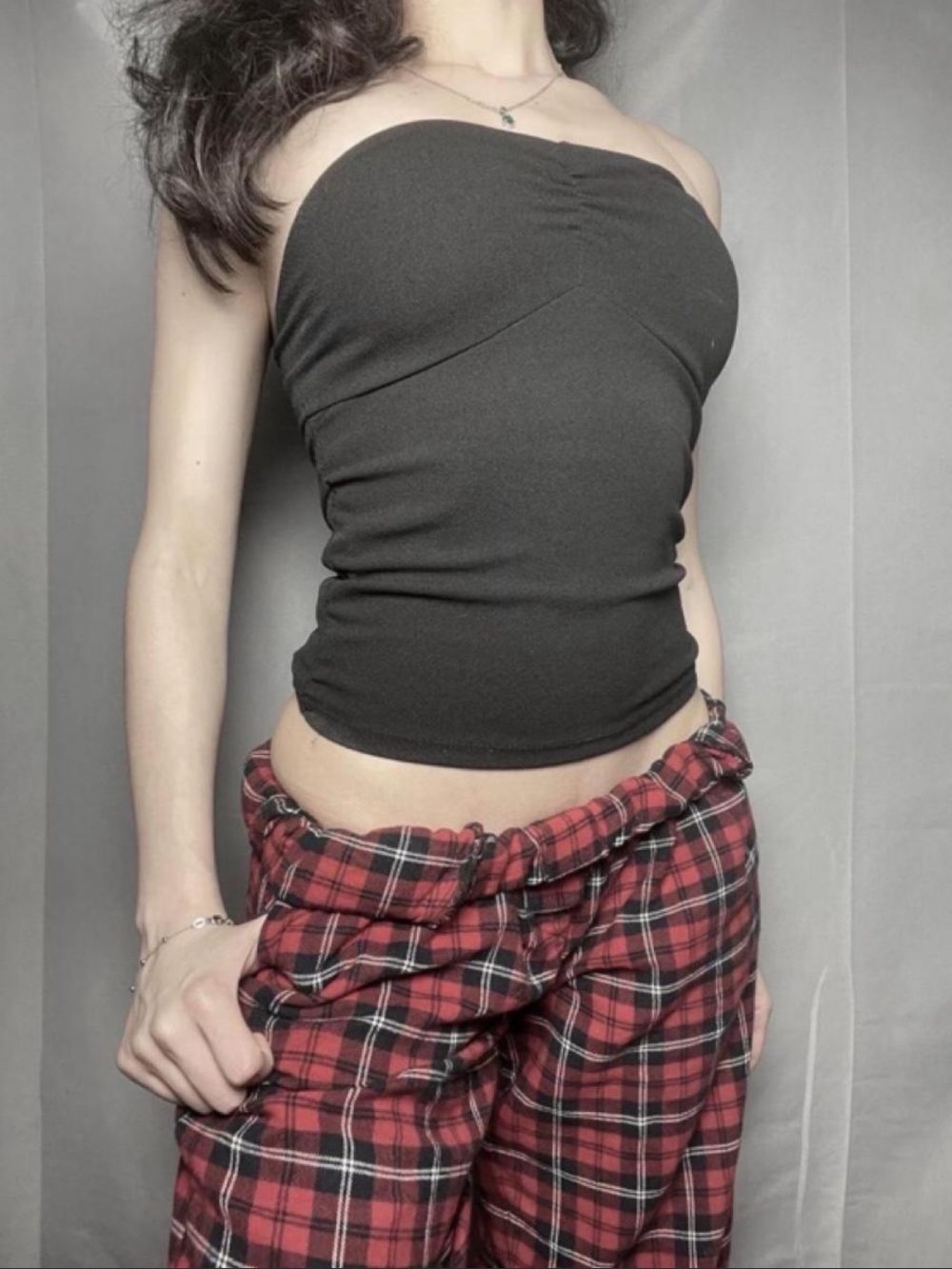 Strapless Black Tube Camisole - Sleek Everyday Staple